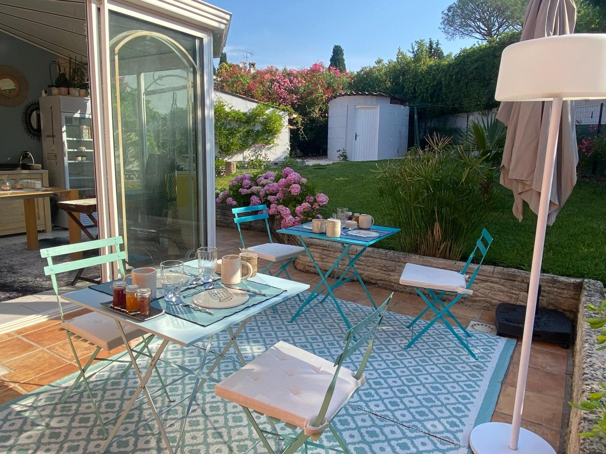 Maison Saint Paul Bnb La Colle-sur-Loup Exteriör bild
